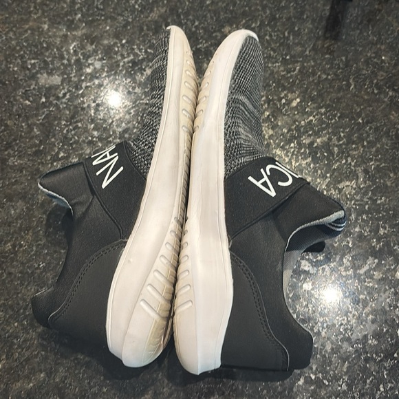 Nautica Black and Gray Knit Slip-On Shoes - Picture 5 of 6
